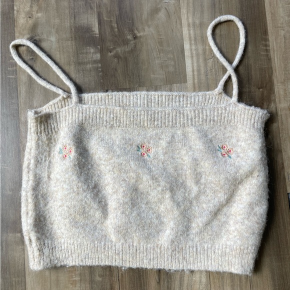 Cardigan Cropped with Matching Top - Picture 3 of 3